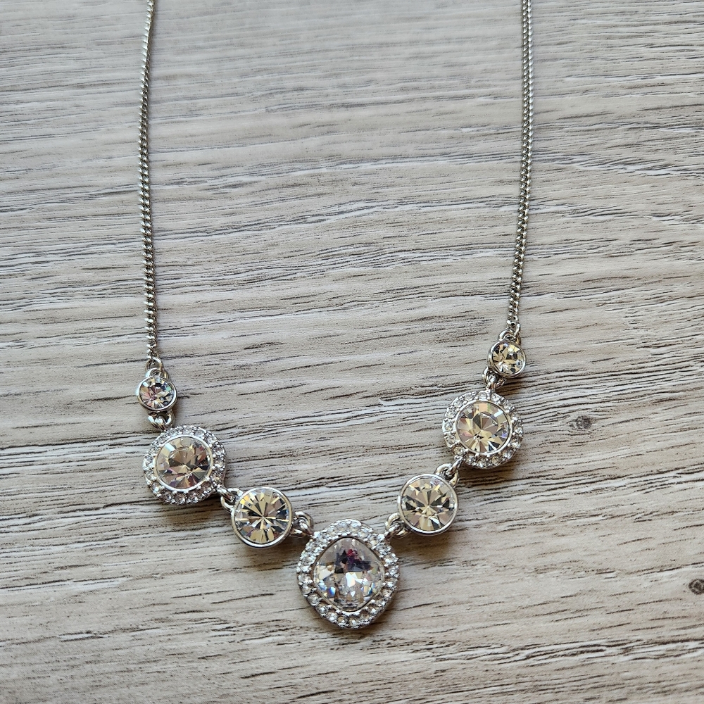 Givenchy Round Rhinestone Silver Tone Necklace Nwt - Picture 3 of 10